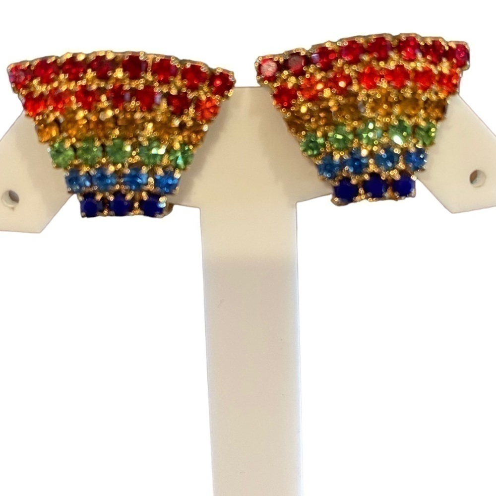 Rainbow Rhinestone Gold Tone Clip On Earrings Vintage - Picture 2 of 10